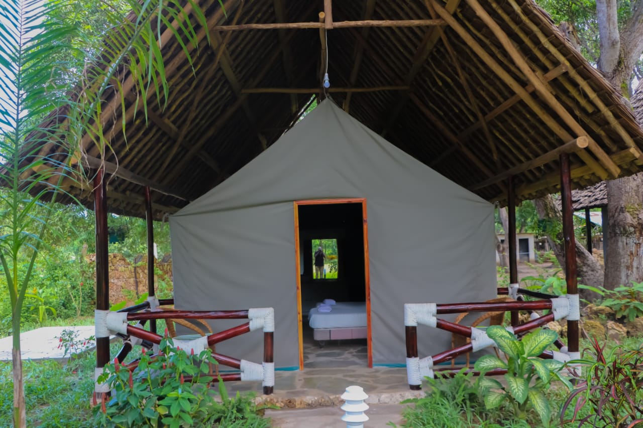 bomani resort glamping tent